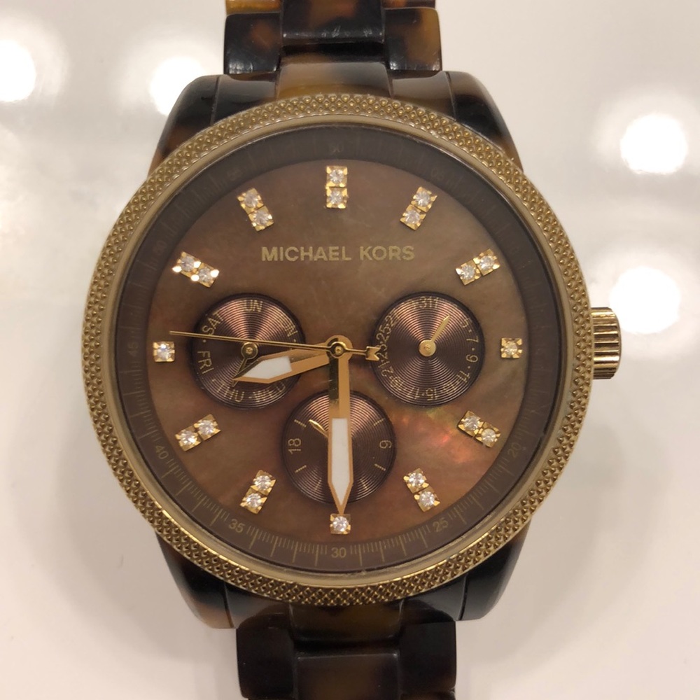 Watch - Picture 4 of 4